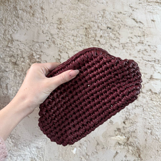 BURGUNDY CLUTCH