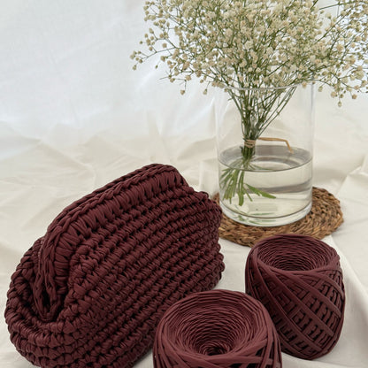 BURGUNDY CLUTCH